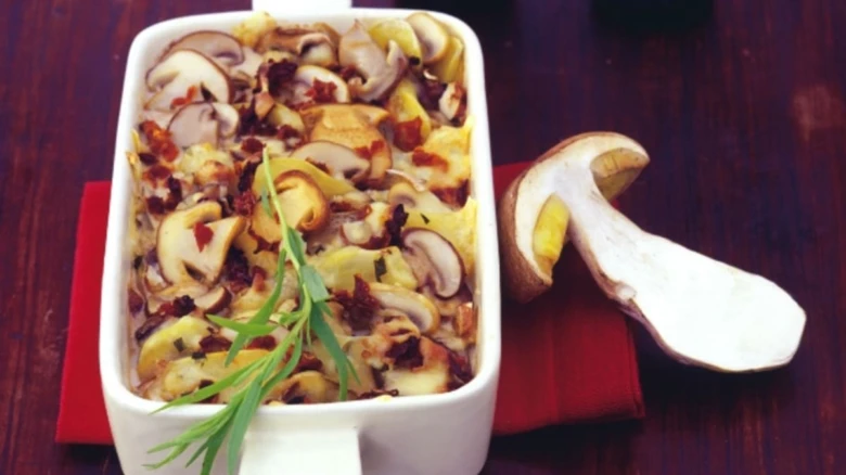 Mushroom casserole dish