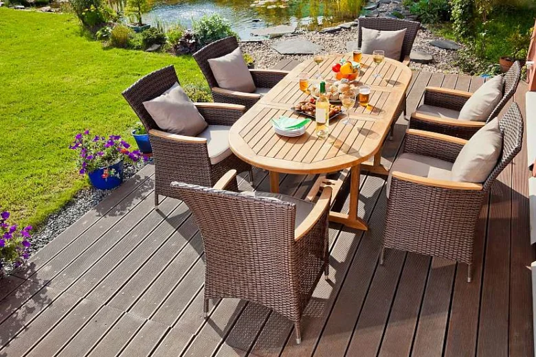 Outdoor rattan furniture set