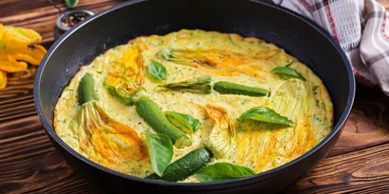 Zucchini frittata in pan